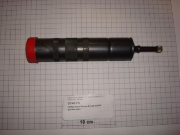 Grease gun for cage bearing