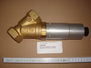 Slanted seat valve 1 1/2", NC, reinforced