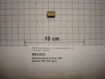 Spacer M5