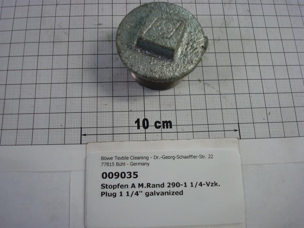 Plug,290V32,1 1/4",galvanized