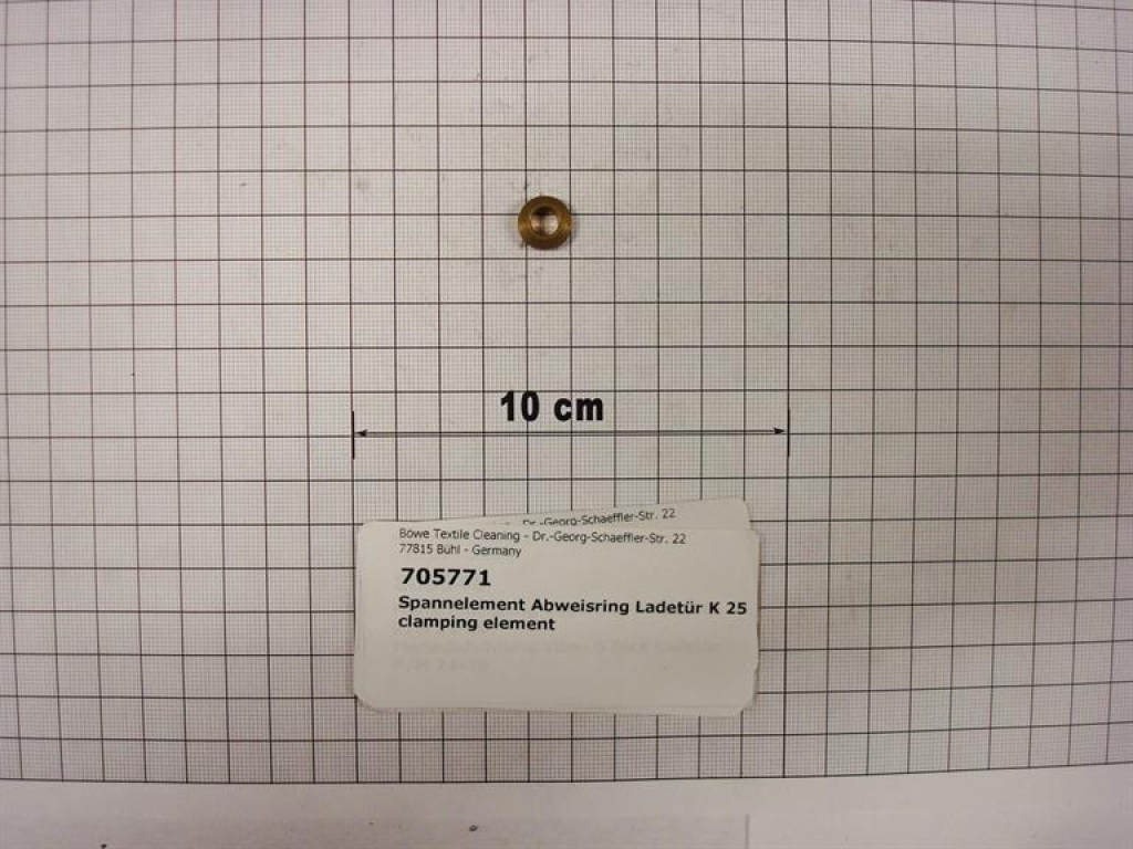 Clamping element deflection ring loading door