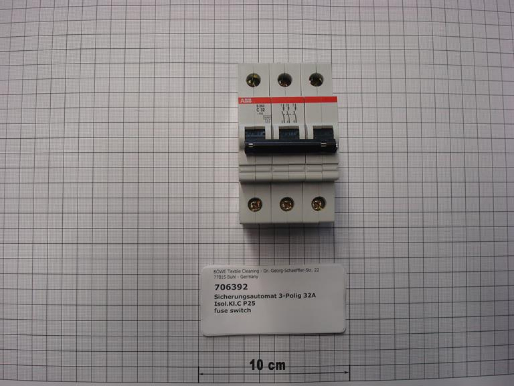 Circuit breaker,3 pole,32A