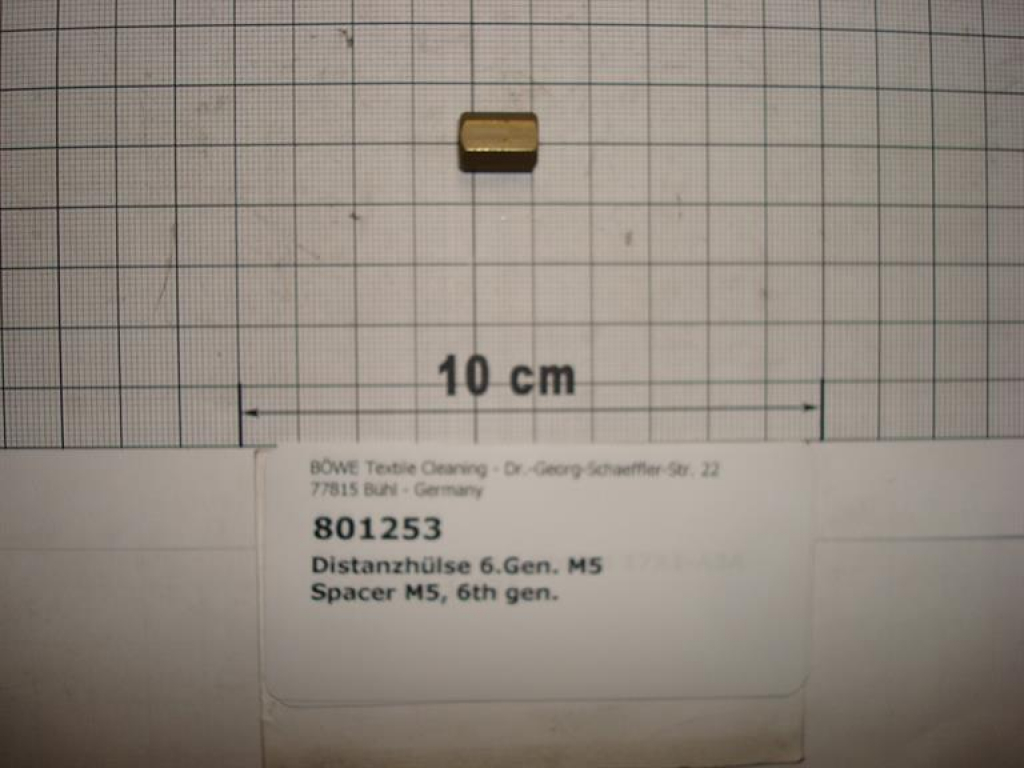 Spacer M5