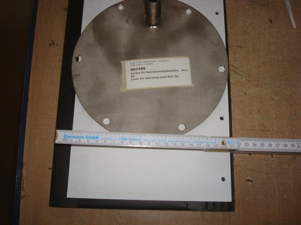 Cover for operating material tank M 21-26-30