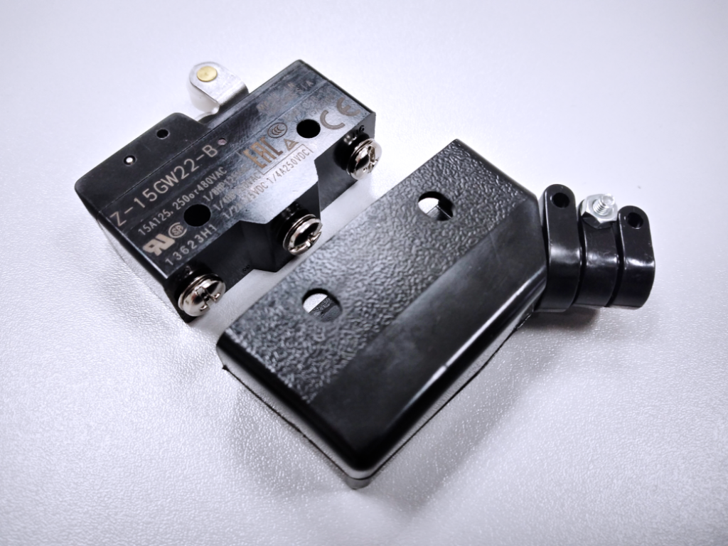 Limit switch for distilation door P/M 12-30