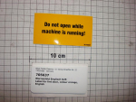 Warnschild,"Do not open while machine is running",Aufkleber,K25