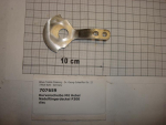 Curved disc with lever for button trap, all machines